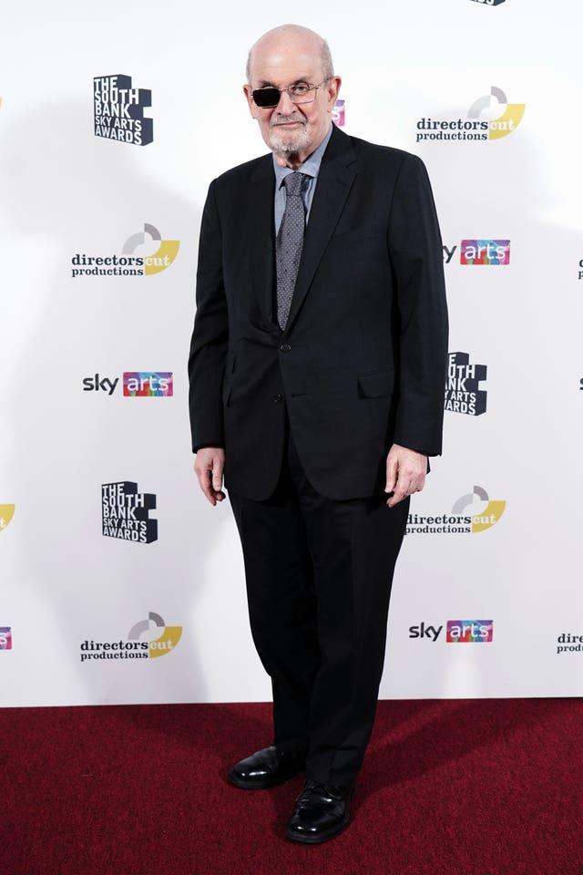 2-72850599 South Bank Sky Arts Awards