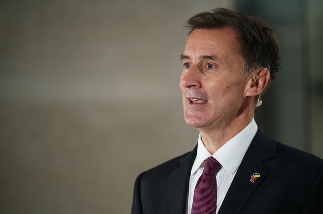 2-74133646 Jeremy Hunt: Key moments and challenges
