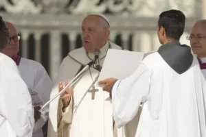 Pope opens Vatican meeting as battle lines drawn on his reform project
