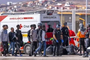More than 500 migrants arrive on Spanish Canary Islands in one day
