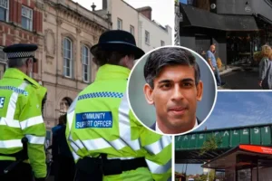Sunak considers ‘ramping up’ police patrols to protect Jewish communities after ‘displays of Hamas support’