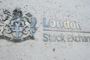 Subdued European markets as FTSE dips amid energy sector weakness