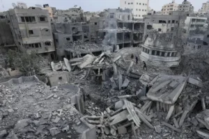 Lack of water worsens misery in besieged Gaza as Israeli air strikes continue