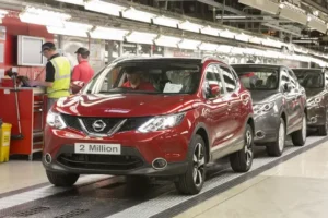 Nissan Qashqai ads banned over failure to make clear hybrid’s need for petrol