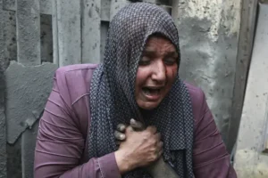 Hamas frees two women as US advises delaying invasion to allow talks on captives