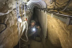 Labyrinth of Hamas tunnels poses greatest threat to Israeli offensive in Gaza