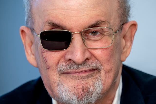 b64a6693cb23495085ea1ade4bfaff92 Salman Rushdie