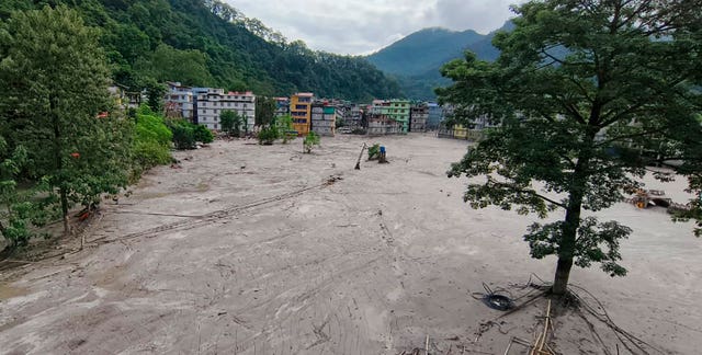 e05b1d2d383c4f8cbadcd5c377d2b510 The town of Rangpo in Sikkim, India, was flooded