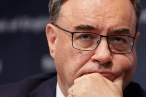 Bank expected to keep rates unchanged amid recession fears