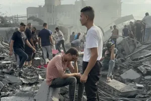 Israel resists US pressure to pause the war to allow more aid into Gaza Strip