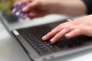 Bank in warning to shoppers after spike in purchase scams recorded