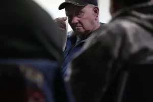 Veteran, 96, continues quest for medal over wound suffered in Korean War