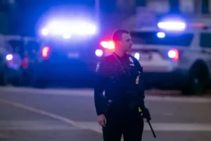 Gunman kills security guard before being fatally shot at US psychiatric hospital