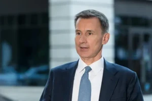 Autumn Budget tax cuts would be ‘politically risky’ for Tories, top economist tells LBC