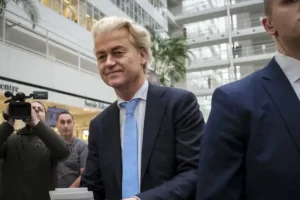 Polls open as candidates vie to replace longest-serving Dutch leader