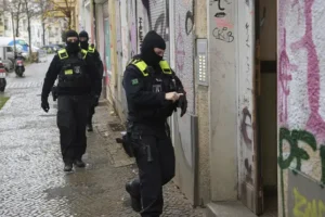 Police raid homes of 20 alleged supporters of far-right Reich Citizens