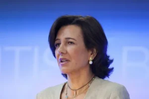 Santander boss says scrapping UK bankers’ bonus cap ‘good news’ for industry