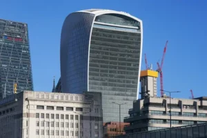 London market ends November in the green as financial stocks gain