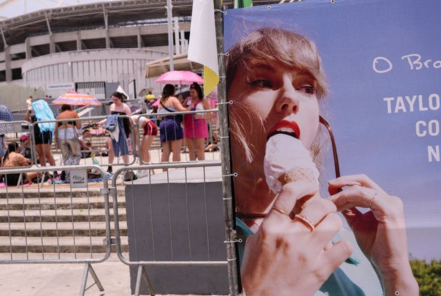 6e90221c76a34bdb9c96d46bfb9b5ae9 Brazil Taylor Swift Fan Dies