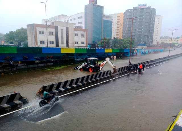 3e9f7f7a0f3d458083e0f684b765e45b India Storm