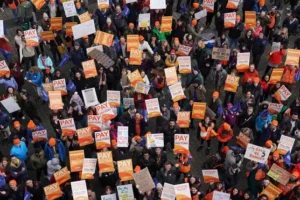 Junior doctors’ strike to affect patient care, NHS boss warns