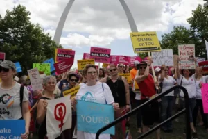 Texas supreme court pauses abortion approval over foetus with fatal diagnosis