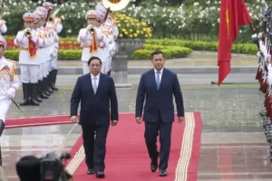 Cambodia’s prime minister visits Vietnam to sign deals on trade and science