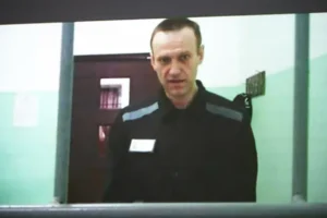 Navalny’s disappearance is a ploy by Kremlin to deepen his isolation, allies say