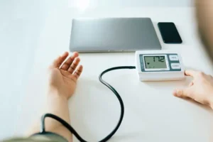 Hypochondriacs die sooner than those more relaxed about health, study finds