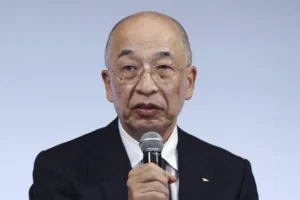 Toyota subsidiary Daihatsu suspends all vehicle shipments over safety cheating