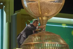 Spain’s bumper Christmas lottery ‘El Gordo’ starts dishing out prizes