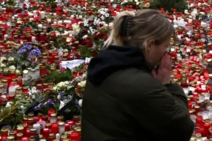 Czech Republic comes to a standstill to mourn victims of Prague shooting