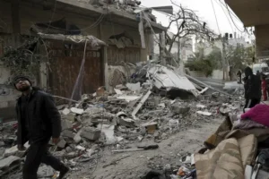 More than 90 Palestinians killed as Israeli strikes hit two homes