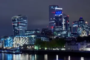 FTSE climbs to three-month high after Christmas break