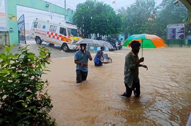 e7d0ce82077d4584a9d5327ab915f5f7 India Storm