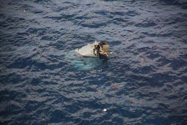 eb6b3b91d92743c79de0a15b6189cc24 Crash debris
