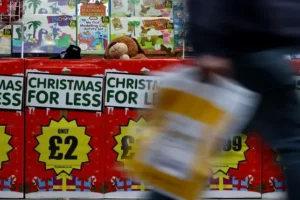 Shop price inflation steady in December as food prices fall