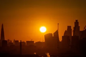 FTSE 100 sees flat start to 2024 as UK factory slump dampens New Year spirits