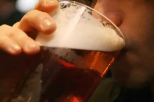 Young people biggest consumers of low and no-alcohol drinks – survey