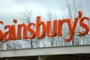 Sainsbury’s Christmas sales jump as food inflation eases back