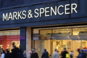 M&S to hand more than 9,200 workers bumper share payouts as festive sales surge
