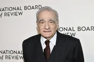 Daniel Day-Lewis breaks from retirement to honour Martin Scorsese