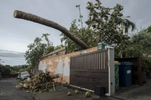 Cyclone causes flooding in Mauritius after battering French island of Reunion