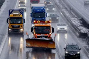 Heavy snowfall and freezing rain disrupt transport in Scandinavia and Germany