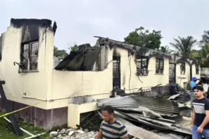 Commission into school fire that killed 20 finds series of failures