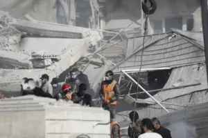 Israeli air strike on the Syrian capital ‘kills Iranian military advisers’