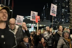 Netanyahu ‘will not compromise’ on Israeli control of Gaza as protests mount