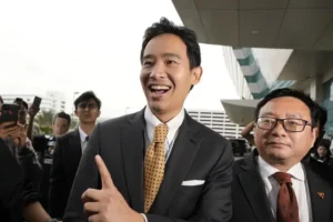 Thai court says popular politician can retain parliamentary seat
