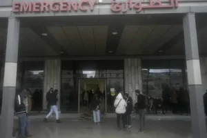 Israeli forces dressed as staff raid hospital and kill three militants