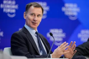 Jeremy Hunt warned off further tax cuts as IMF insists more money needed for NHS, schools and social care